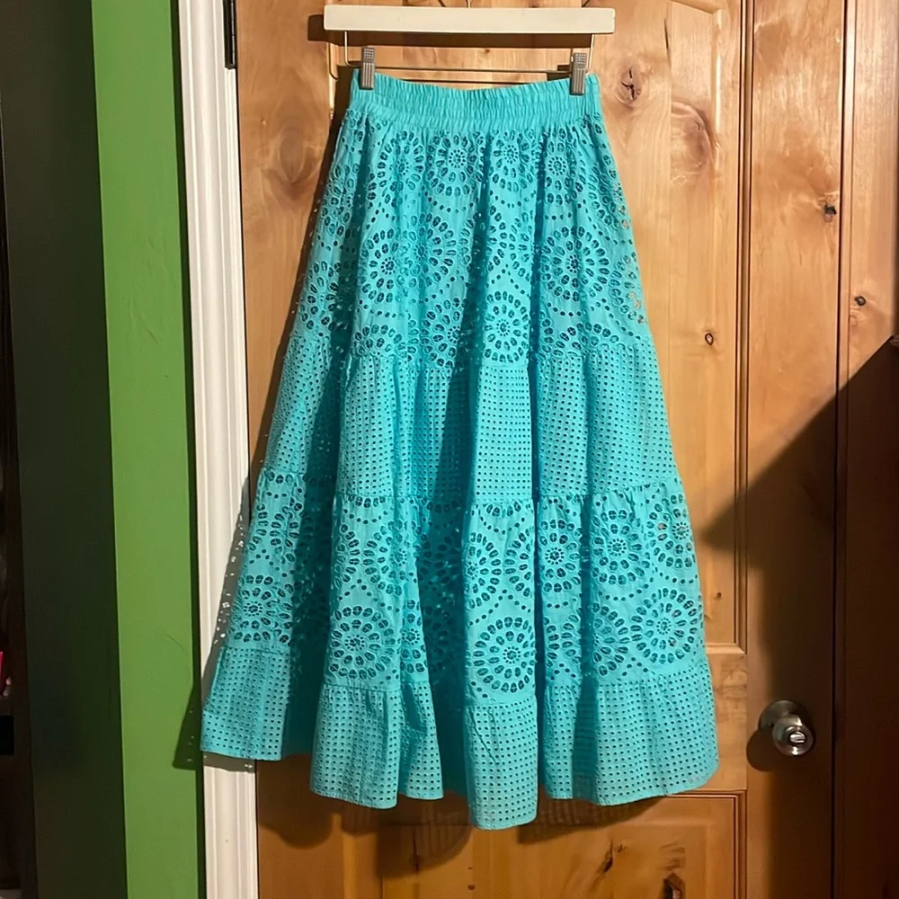 ALICE + OLIVIA Melony Sky Blue Eyelet Trim Lined Midi Skirt $560 EUC 0 - Picture 4 of 16